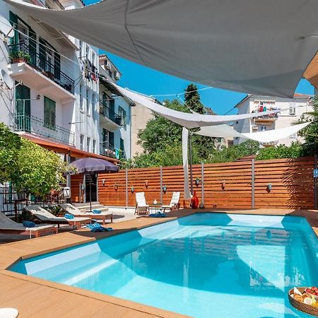 Evala Luxury Rooms With Pool And Garden สปลิท ภายนอก รูปภาพ