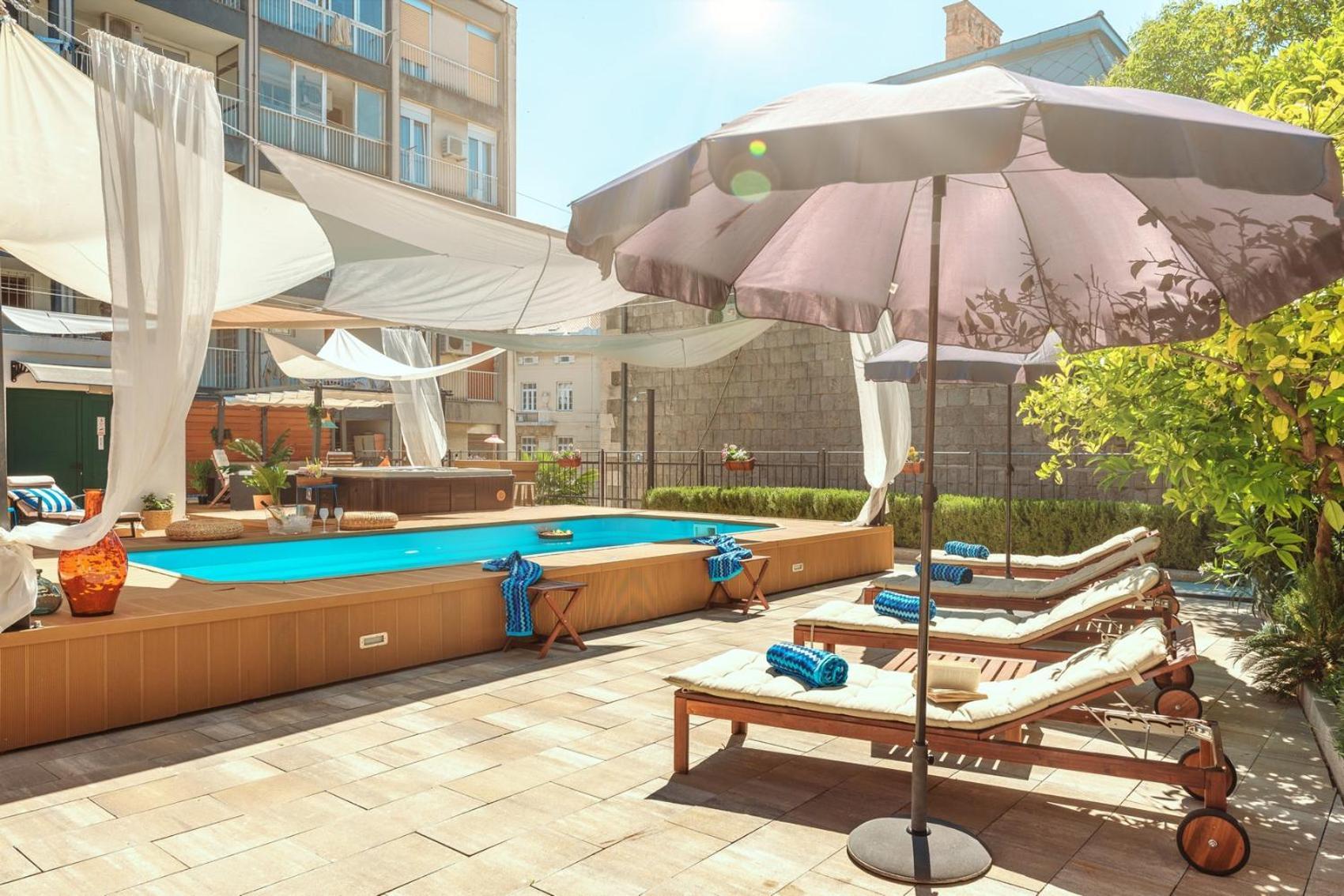 Evala Luxury Rooms With Pool And Garden สปลิท ภายนอก รูปภาพ